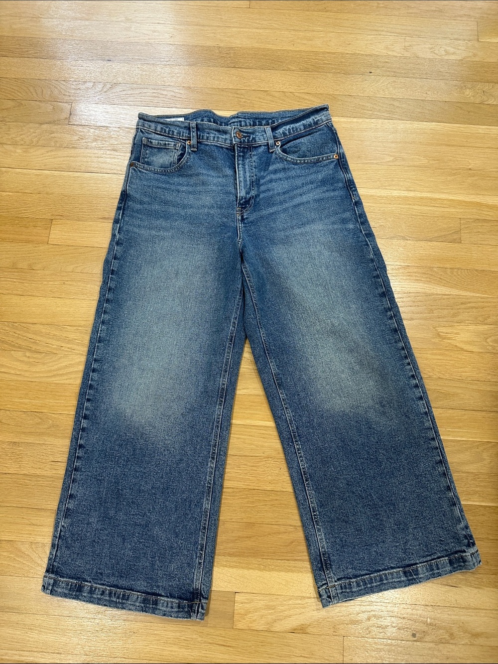 GAP  high rise stride Jeans in Medium Blue Wash